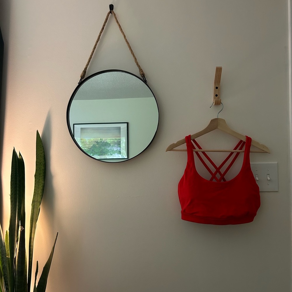 Lululemon - Energy Bra *Medium Support, B-D cups